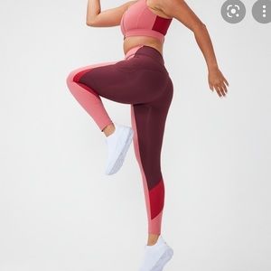 NWT outdoor voices desert rose/pomegranate leggings